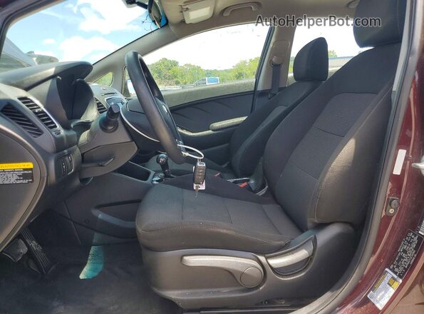 3KPFK4A71JE169346 2018 KIA FORTE Purple Widok wnętrza z przodu