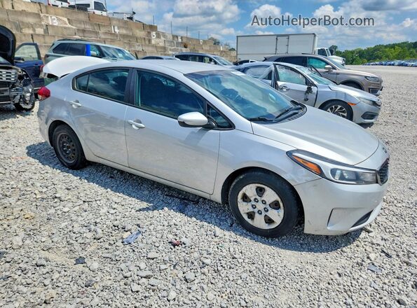 3KPFK4A71JE188804 2018 KIA FORTE Silver Przód prawy