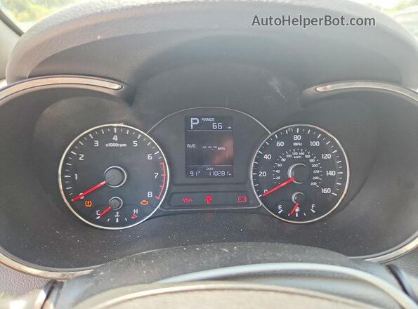 3KPFK4A71JE188804 2018 KIA FORTE Silver Widok zestawu wskaźników