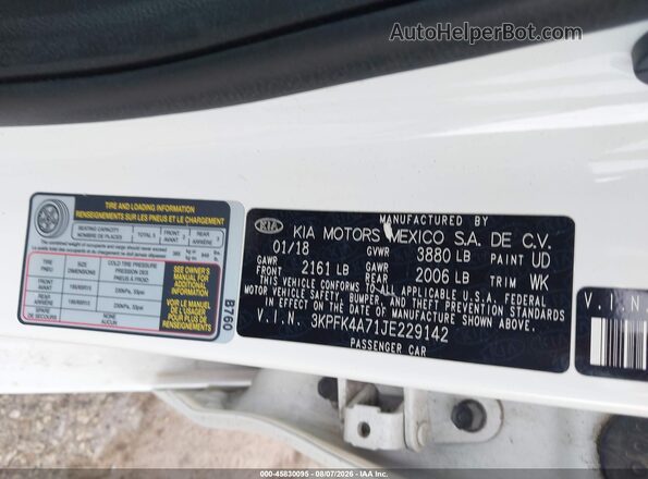 3KPFK4A71JE229142 2018 KIA FORTE White Вид підкапотного простору