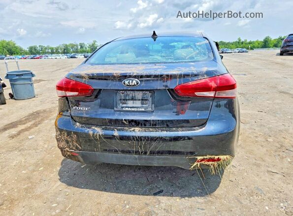 3KPFK4A72HE044656 2017 KIA FORTE Black Հետևի տեսք