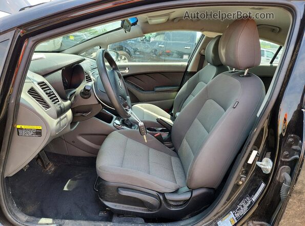 3KPFK4A72HE044656 2017 KIA FORTE Black Սալոնի դիմացի տեսք