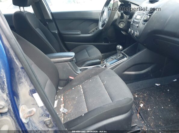 3KPFK4A72HE061067 2017 KIA FORTE Blue Front interior view
