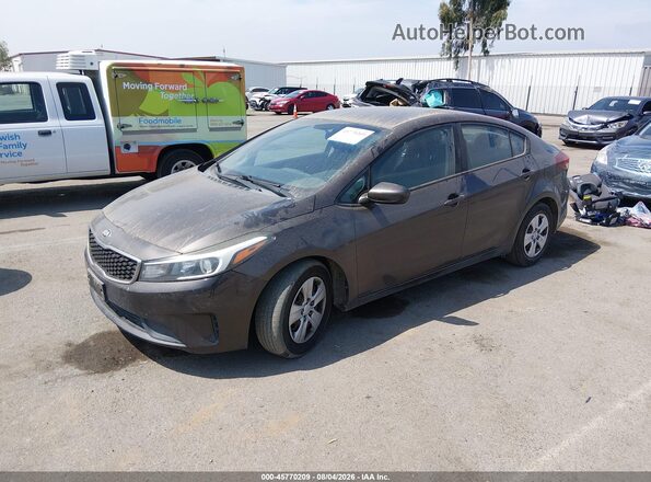 3KPFK4A72HE063501 2017 KIA FORTE Dark Brown Przód lewy