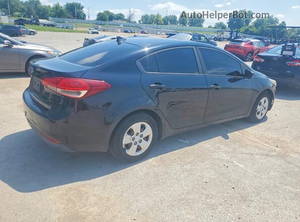 3KPFK4A72HE077530 2017 KIA FORTE Черный Задняя правая четверть
