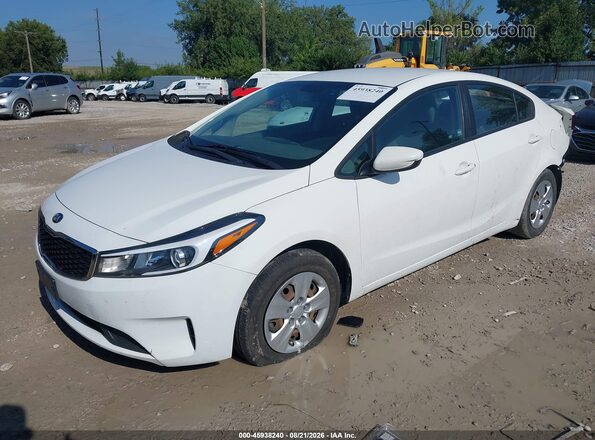 3KPFK4A73HE021659 2017 KIA FORTE White Przód lewy