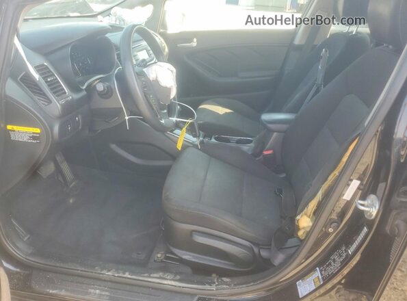 3KPFK4A73HE130848 2017 KIA FORTE Black Widok wnętrza z przodu