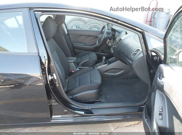 3KPFK4A74HE048966 2017 KIA FORTE Black Սալոնի դիմացի տեսք