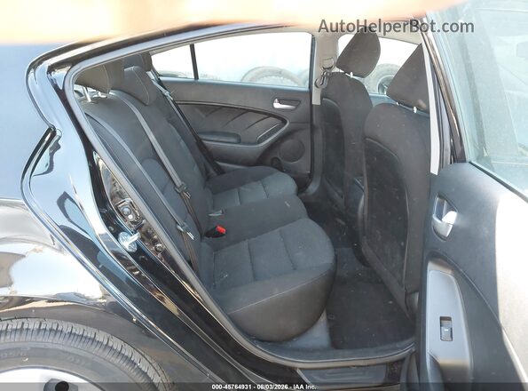 3KPFK4A74HE048966 2017 KIA FORTE Black VIN կոդի պիտակի տեսք