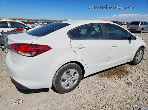 3KPFK4A74HE150784 2017 KIA FORTE White Rear right