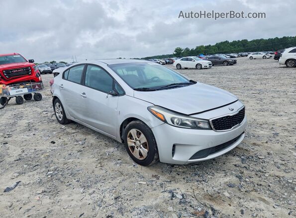 3KPFK4A75HE161034 2017 KIA FORTE Silver Передня права чверть