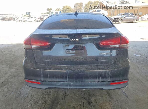 3KPFK4A75JE224123 2018 KIA FORTE Black Widok z tyłu