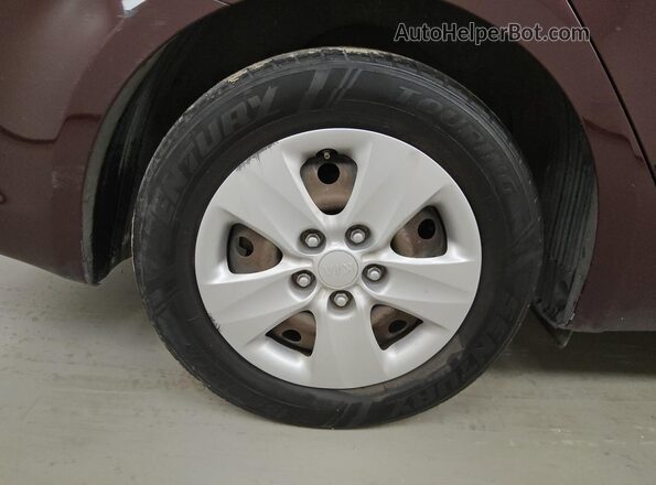 3KPFK4A75JE258496 2018 KIA FORTE Maroon 