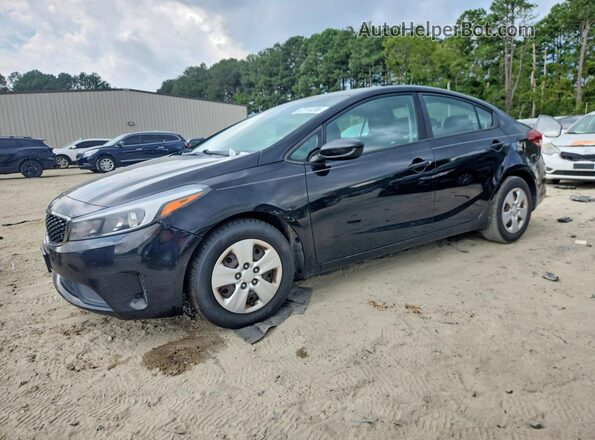 3KPFK4A76HE130357 2017 KIA FORTE Black Trasero izquierdo