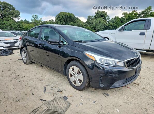 3KPFK4A76HE130357 2017 KIA FORTE Black Vista de los asientos traseros