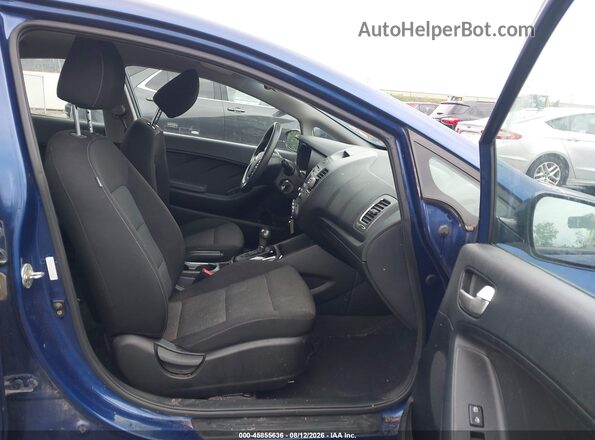 3KPFK4A76JE196607 2018 KIA FORTE Blue Widok wnętrza z przodu