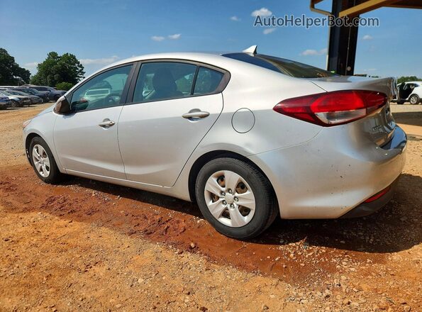 3KPFK4A76JE273766 2018 KIA FORTE Silver Rear left