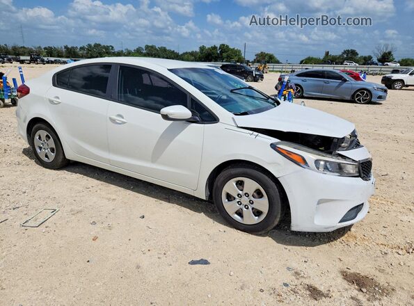 3KPFK4A77HE076213 2017 KIA FORTE White Передня права чверть