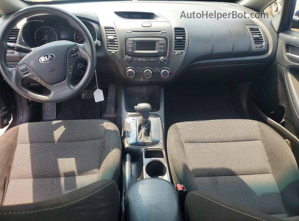 3KPFK4A77HE141609 2017 KIA FORTE Синий Вид панели приборов