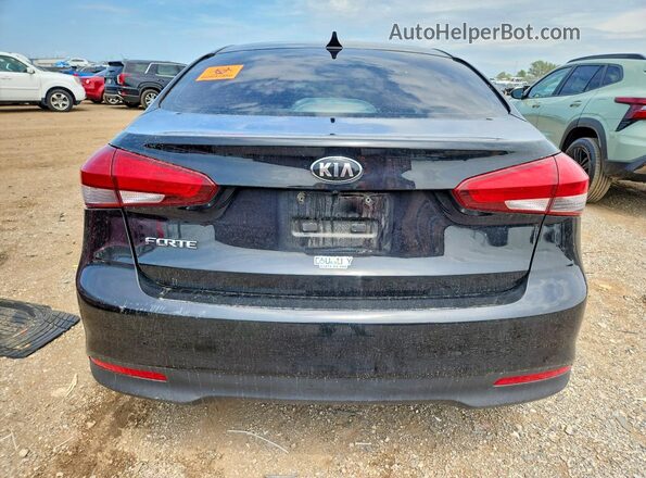 3KPFK4A77JE261562 2018 KIA FORTE Black Вид ззаду