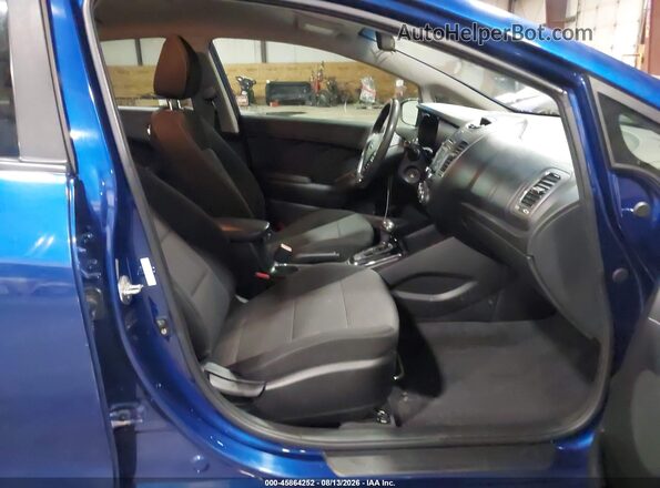 3KPFK4A77JE262176 2018 KIA FORTE Blue წინა სალონის ხედი