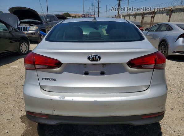 3KPFK4A77JE271671 2018 KIA FORTE Gray Widok z tyłu