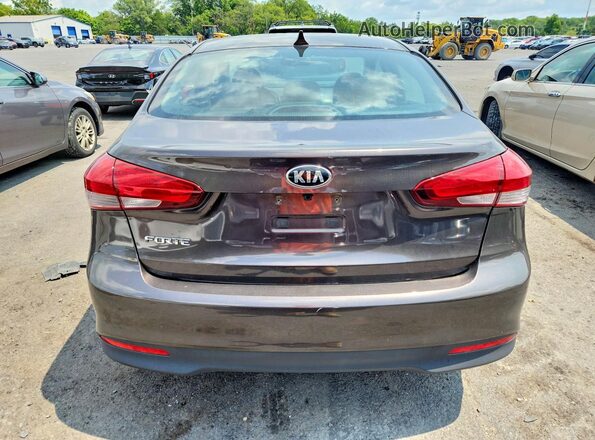 3KPFK4A78JE167562 2018 KIA FORTE Brown Հետևի տեսք