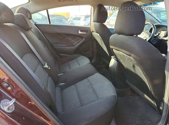 3KPFK4A78JE199475 2018 KIA FORTE Бордовый Вид задних сидений