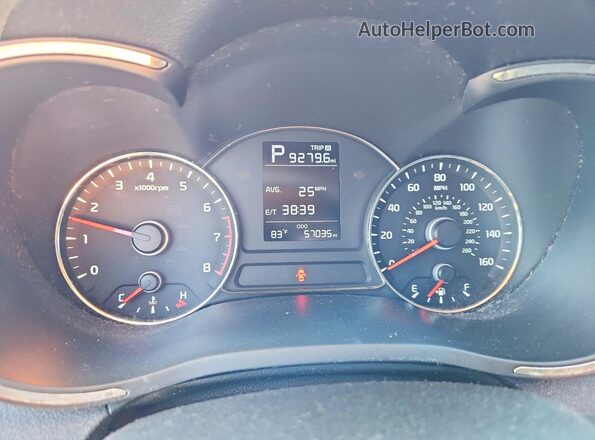 3KPFK4A78JE247153 2018 KIA FORTE Белый Вид щитка приборов