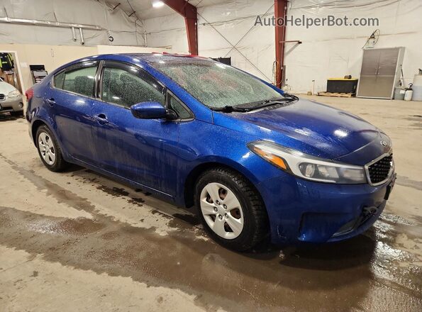 3KPFK4A78JE258749 2018 KIA FORTE Blue Przód prawy