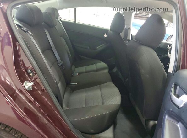 3KPFK4A78JE276362 2018 KIA FORTE Burgundy Հետևի նստատեղերի տեսք