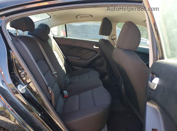 3KPFK4A79HE015803 2017 KIA FORTE Black Հետևի նստատեղերի տեսք