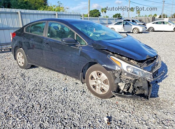 3KPFK4A7XHE013722 2017 KIA FORTE Black Przód prawy