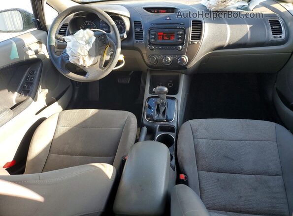 3KPFK4A7XHE013722 2017 KIA FORTE Black Widok deski rozdzielczej