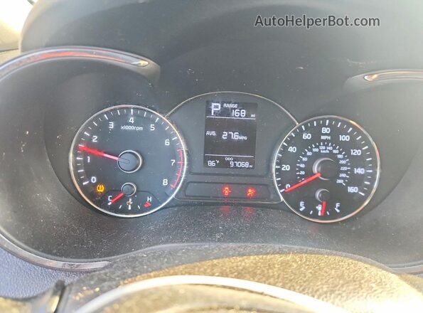 3KPFK4A7XHE083611 2017 KIA FORTE Black Սարքավորումների վահանակի տեսք