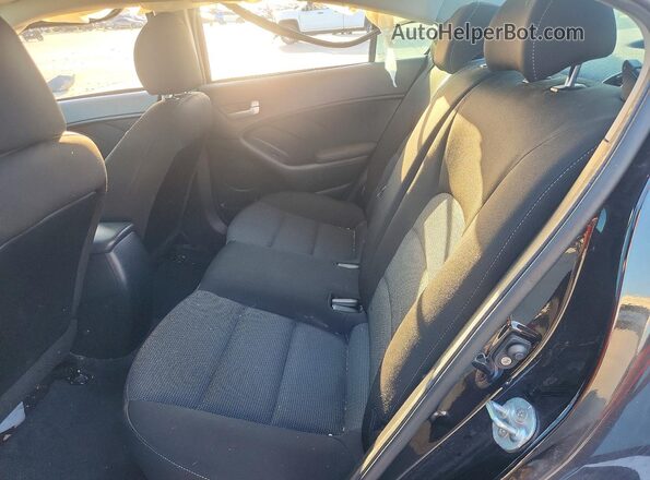 3KPFK4A7XHE083611 2017 KIA FORTE Black Հետևի նստատեղերի տեսք