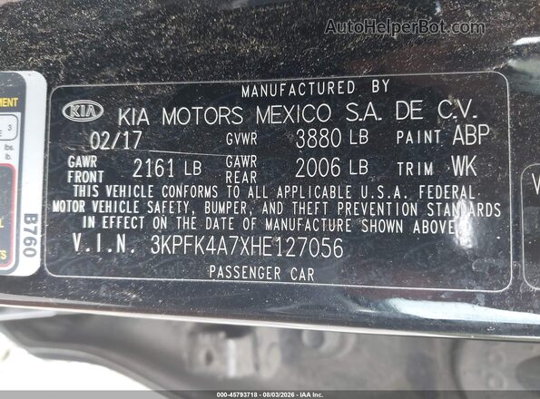 3KPFK4A7XHE127056 2017 KIA FORTE Black Widok komory silnika