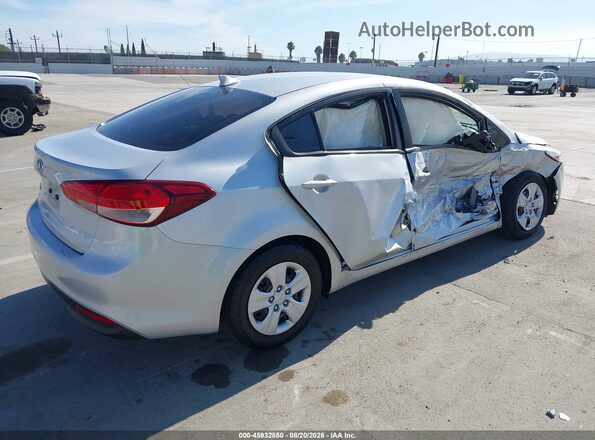3KPFK4A7XJE219631 2018 KIA FORTE Silver უკანა მარჯვენა