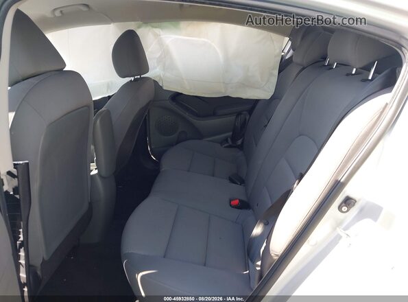 3KPFK4A7XJE219631 2018 KIA FORTE Silver VIN კოდის სტიკერის ხედი