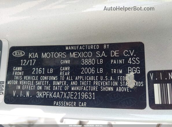 3KPFK4A7XJE219631 2018 KIA FORTE Silver ძრავის განყოფილების ხედი