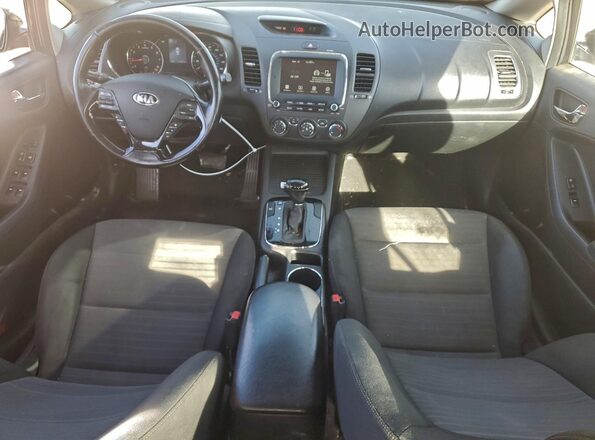 3KPFL4A70HE109727 2017 KIA FORTE Black წინა პანელის ხედი