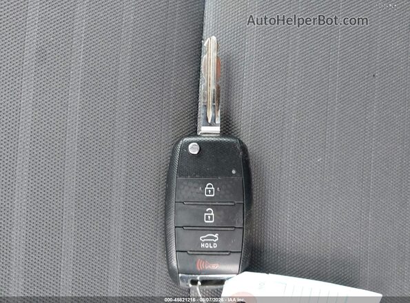 3KPFL4A70HE159253 2017 KIA FORTE Синий Вид панели приборов