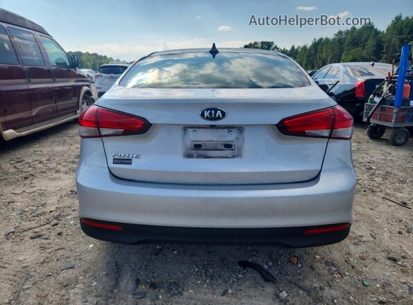 3KPFL4A71HE052504 2017 KIA FORTE Silver Widok z tyłu