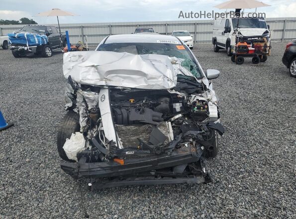 3KPFL4A71HE058710 2017 KIA FORTE Silver Вид спереду
