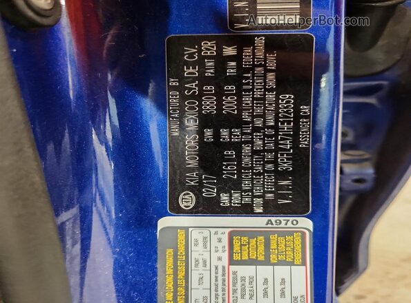 3KPFL4A71HE123359 2017 KIA FORTE Blue Вид підкапотного простору