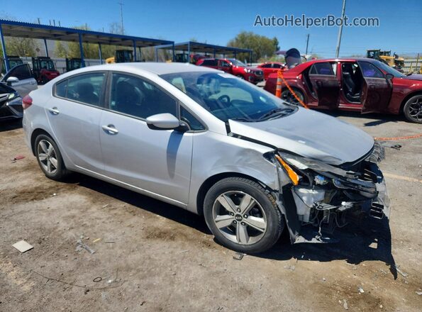 3KPFL4A71JE167318 2018 KIA FORTE Silver Передня права чверть