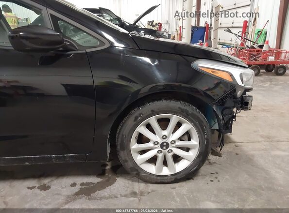 3KPFL4A72HE130353 2017 KIA FORTE Black 