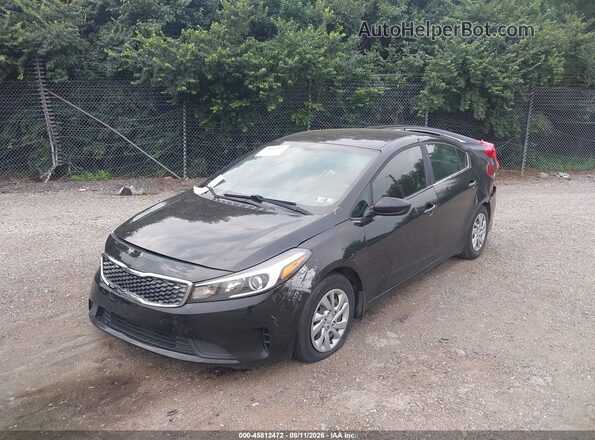 3KPFL4A73HE111990 2017 KIA FORTE Черный Передняя левая четверть
