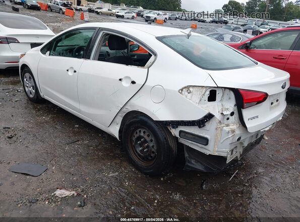 3KPFL4A73HE130295 2017 KIA FORTE Белый Задняя левая четверть