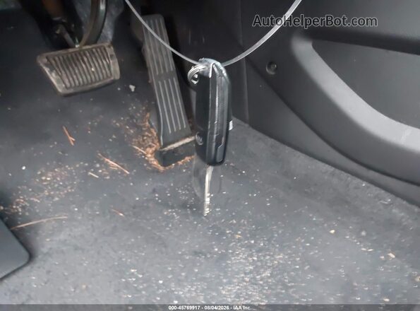 3KPFL4A73HE130295 2017 KIA FORTE Белый Вид панели приборов